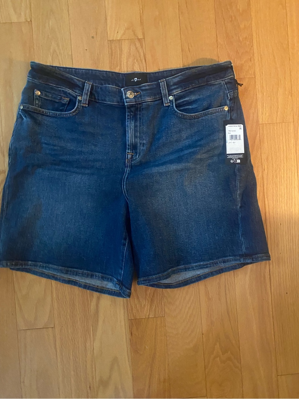 7 for All Mankind Women's Shorts NWT